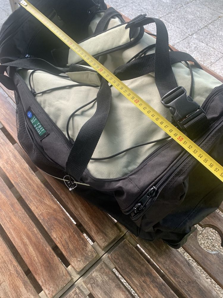 Saco de viagem com rodas ( novo )
