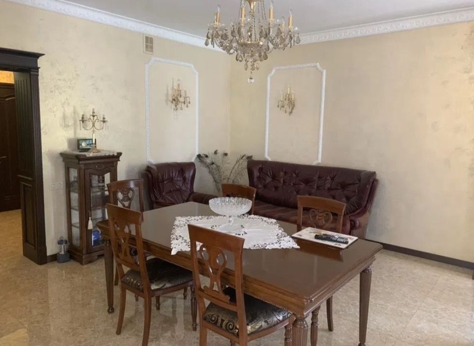 Готовый загородный комплекс с гостевым домом и баней. 500 000 $