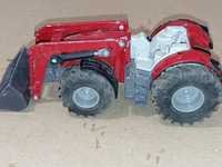 Model traktoru z lemieszem załadowczym massey ferguson siku 1977