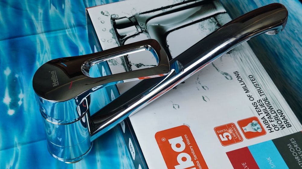 Змішувач, смеситель для умывальника Haiba Germes Chr-555 Nut