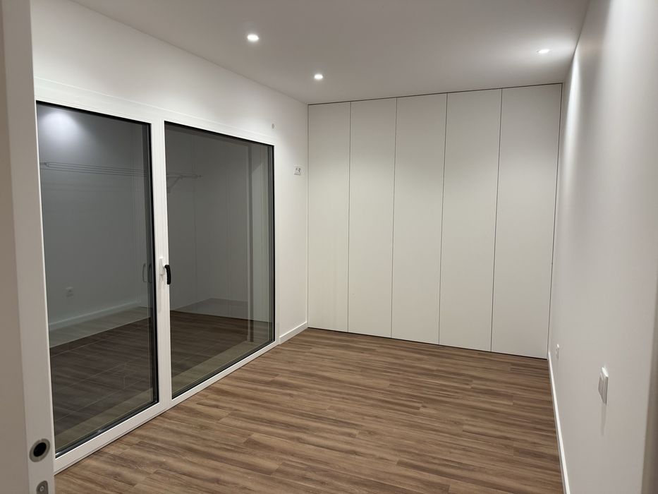 Apartamento novo T1+1 (2 quartos)