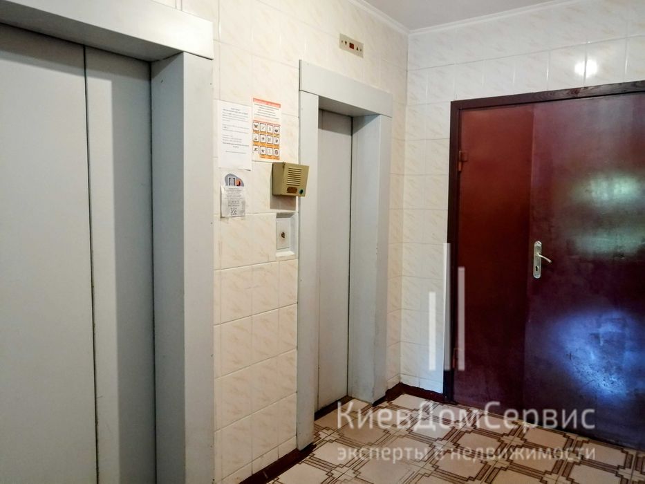 2 кімнатна 61 кв м вул Вишневецького 1 Вишгородська біля Паркове Місто