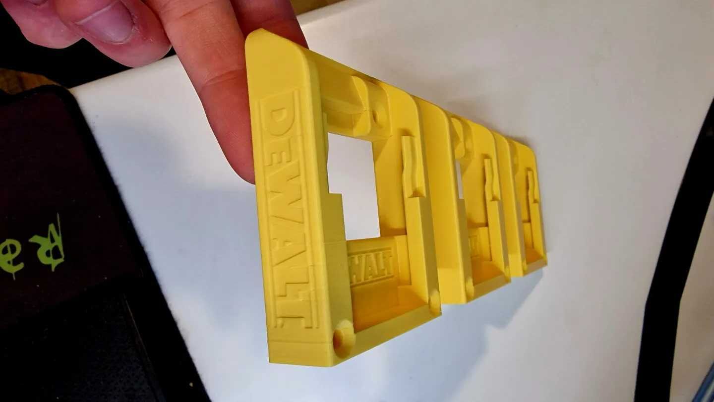 Uchwyt/wieszak na sprzęt i baterie Dewalt/ryobi/parkside/milwaukee