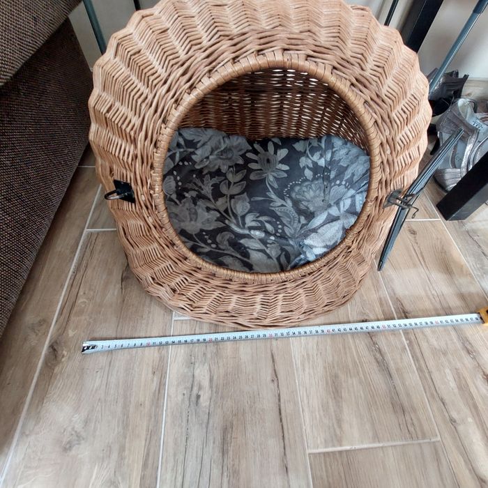 Jak nowy. Kosz wiklinowy dla kota/psa