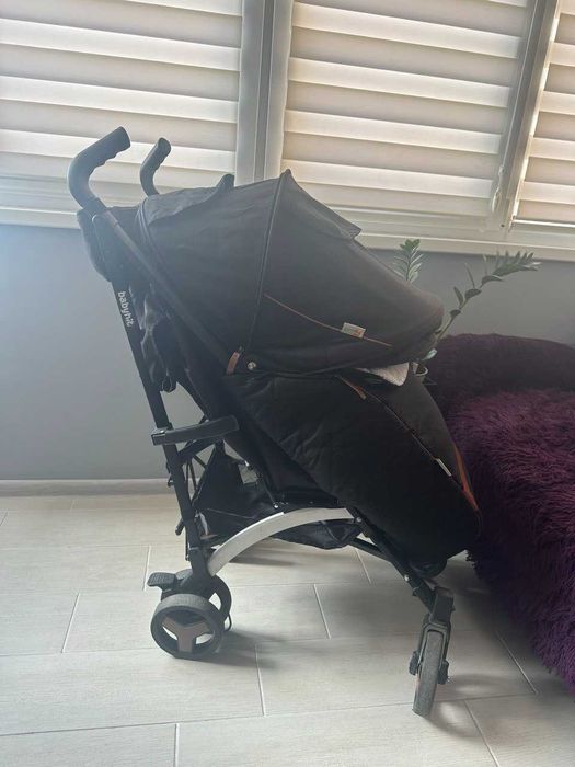 Прогулянкова коляска