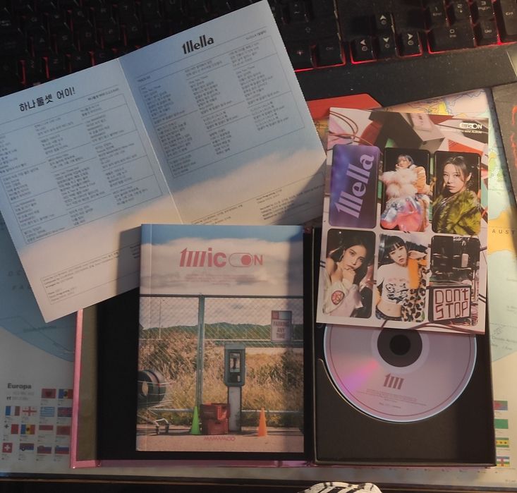 Kpop Album Mamamoo Mic on