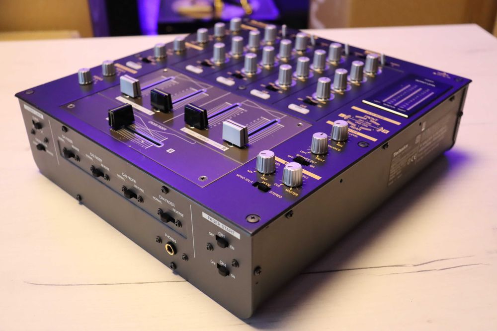 Technics SH-MZ1200 DJ MIXER // SL-1210MK2