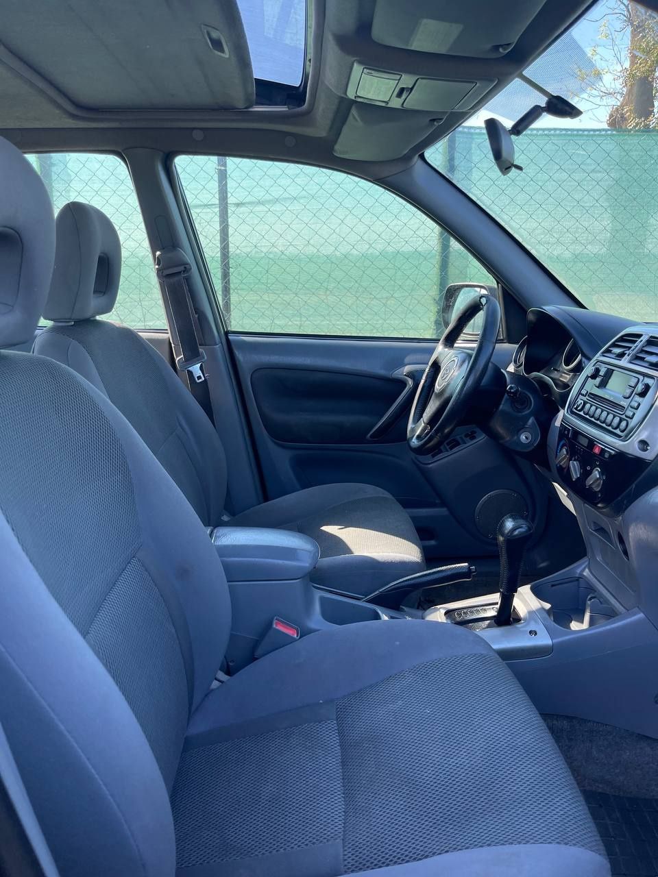 Toyota RAV4 II 4X4 B+ LPG 2.0 AUTOMAT 150km