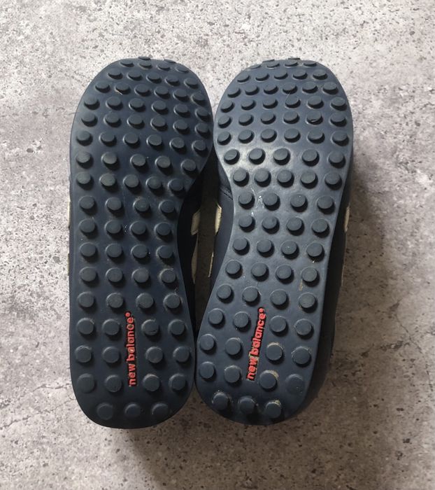 Оригінальні кросівки New Balance 410  розміру 41-42