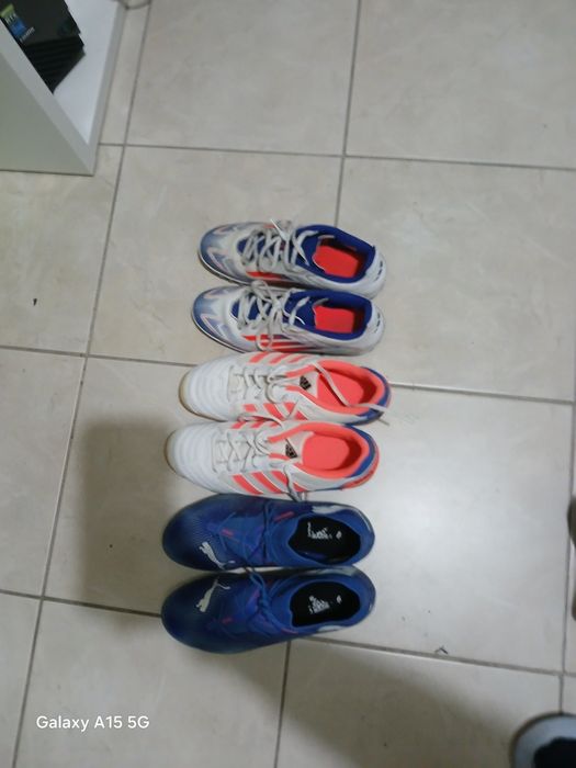 Chuteiras de futebol e futsal