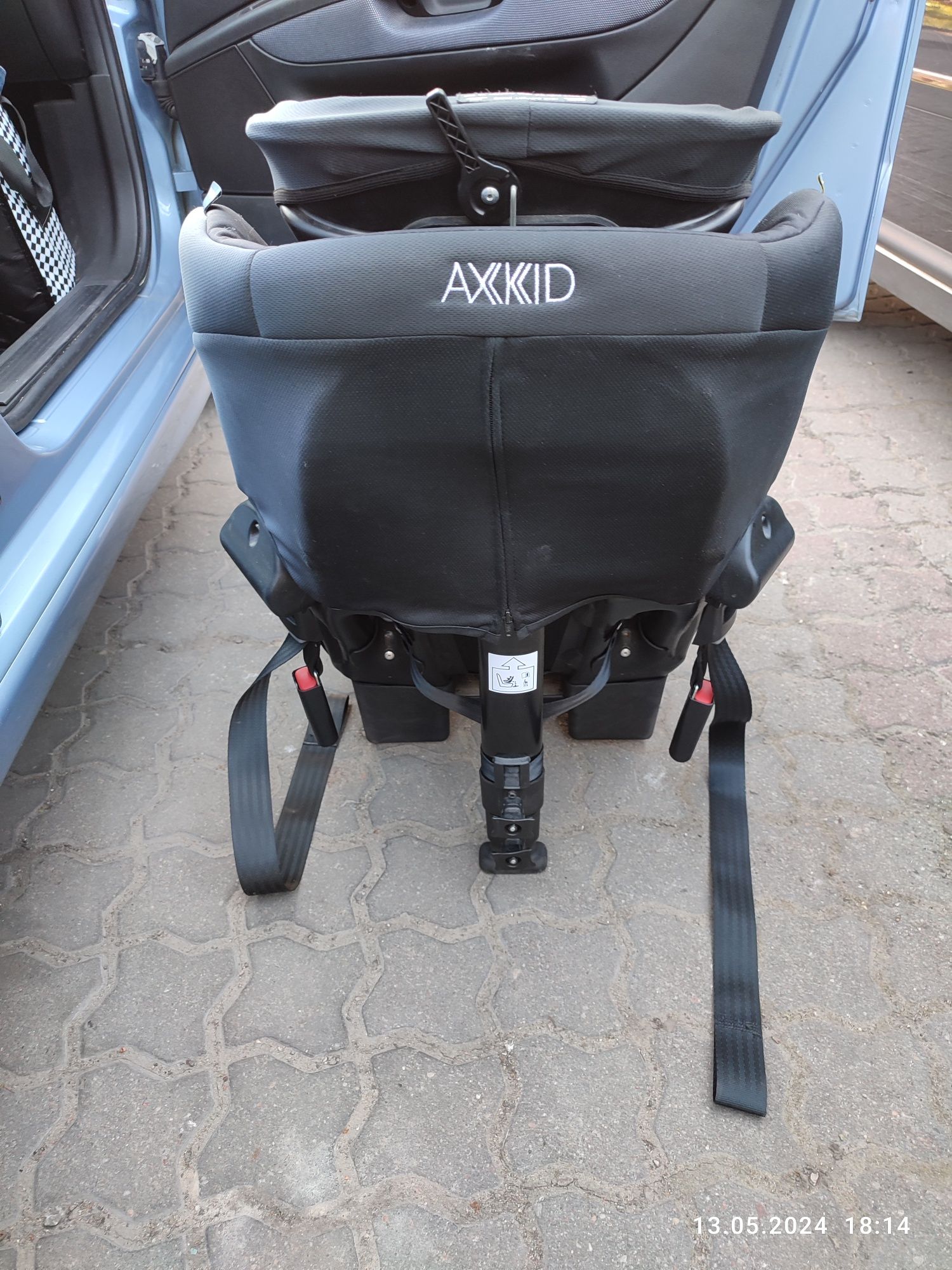 Fotelik Axkid Minikid 9-25kg RWF