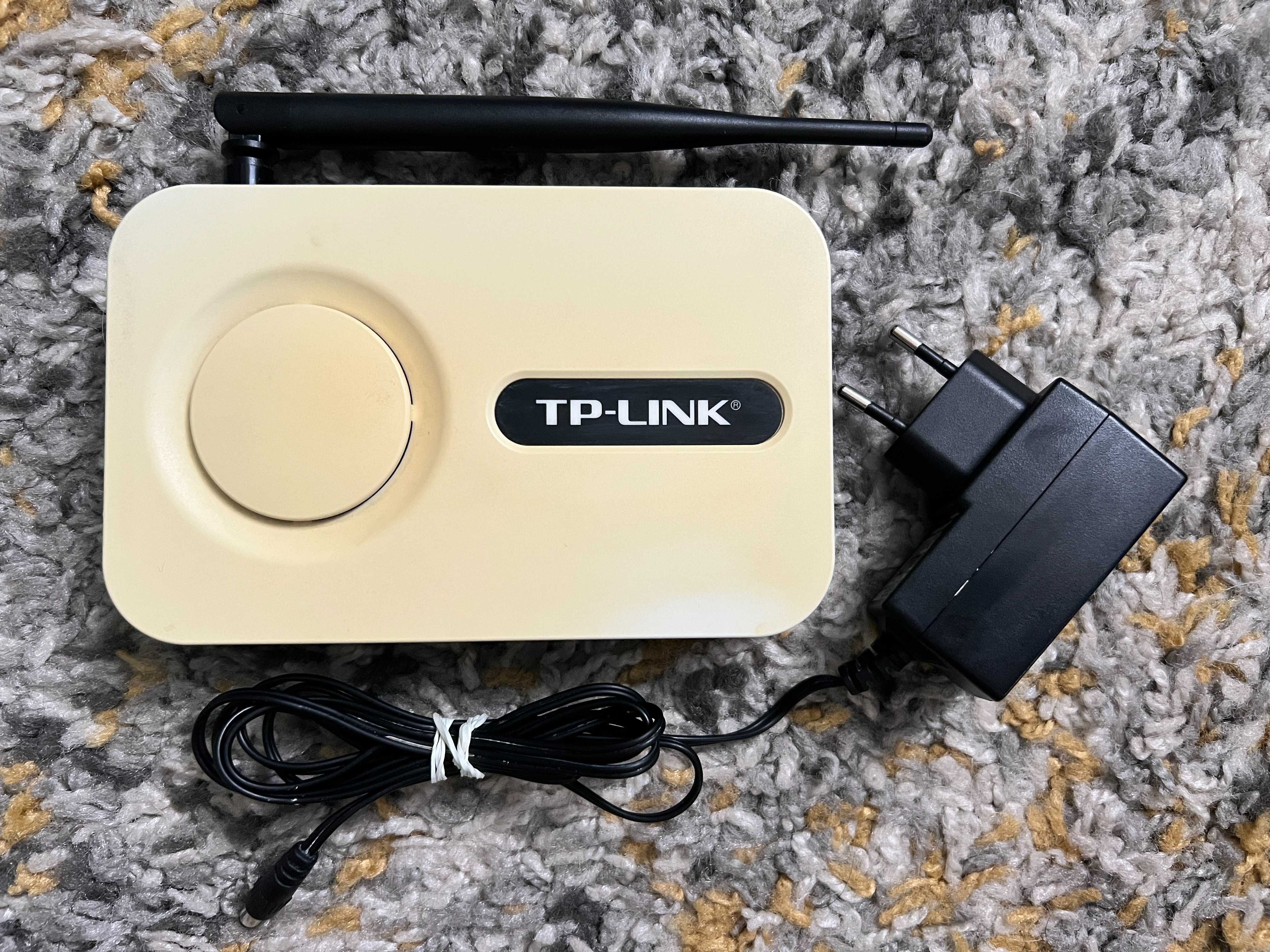Dwa routery TP-LINK WR-340G + zasilacze