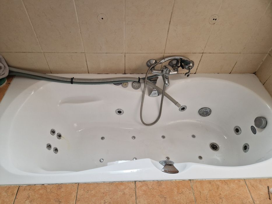 Wanna z hydromasażem