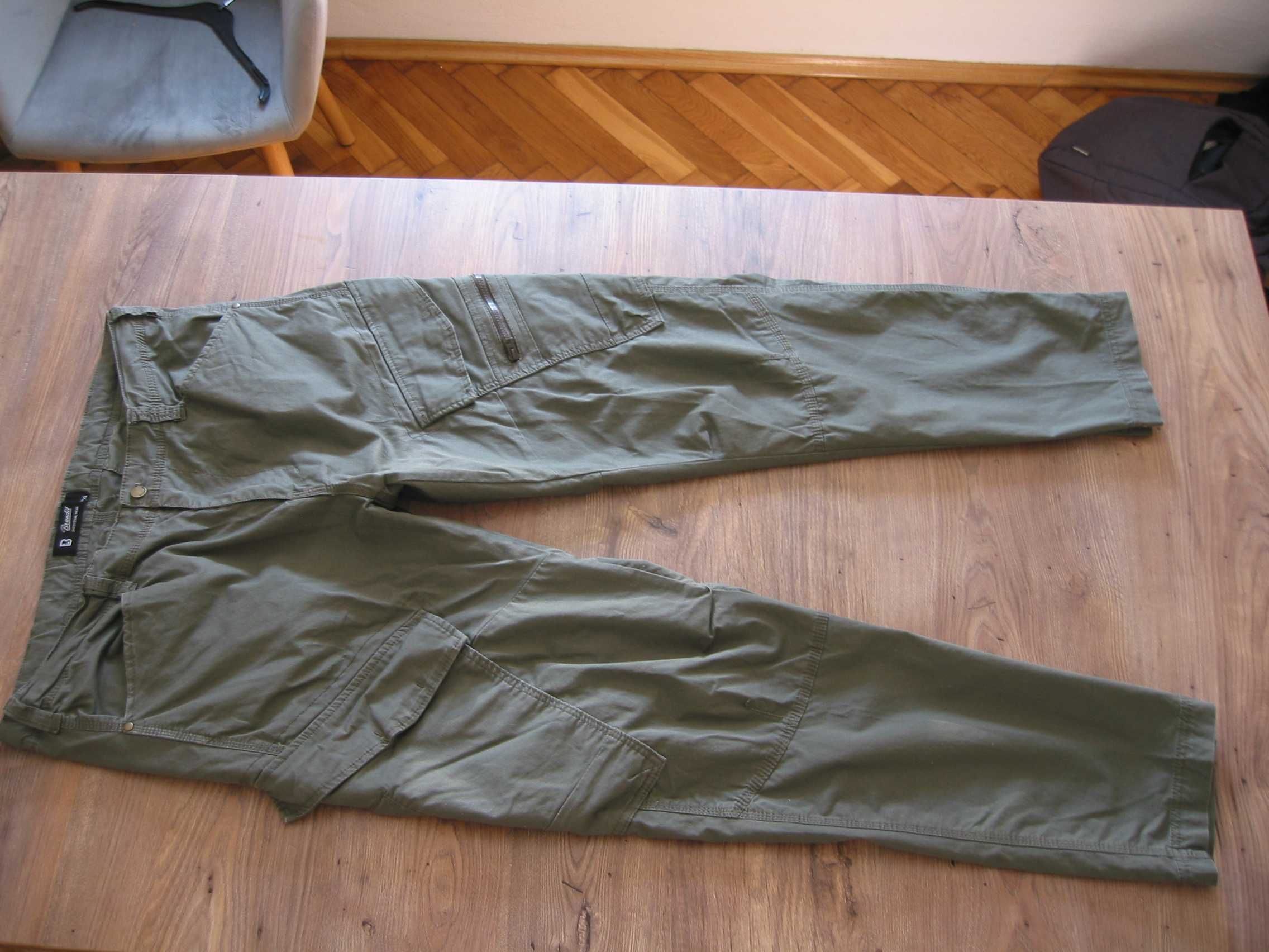 Spodnie BRANDIT Adven Slim Fit Trousers Oliv XXL