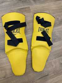 Ochraniacz na piszczele i stopy everlast