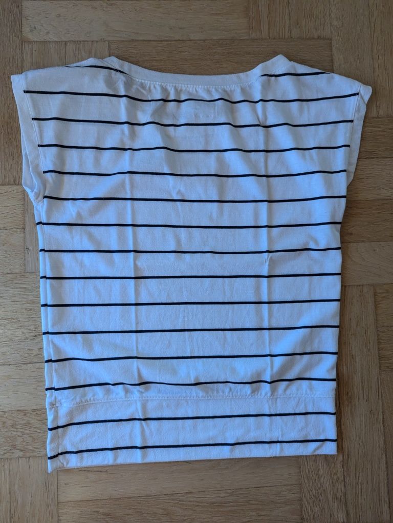 T-shirt C&A rozmiar XS