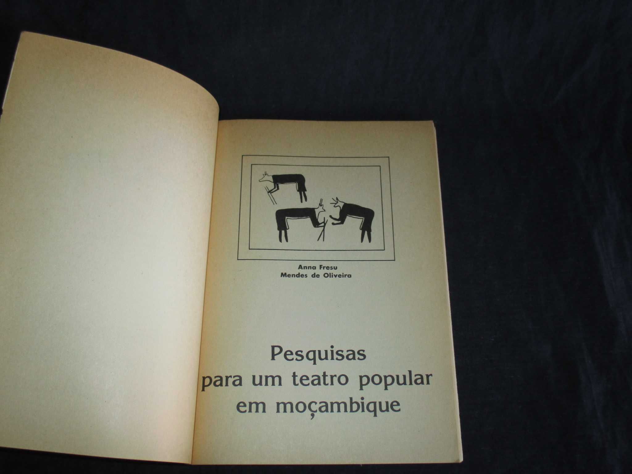 Livro Pesquisas para um teatro popular em Moçambique