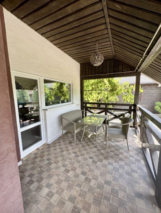 Здається будинок лівий берег , Дніпро