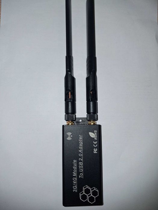 4G LTE модем Sierra Wireless EM7455 в металевому корпусі з антенами.