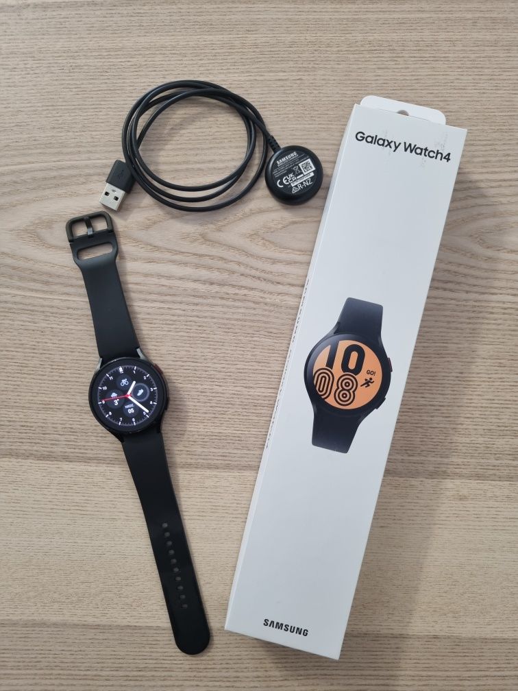 Smartwatch Samsung galaxy watch 4 - GWARANCJA