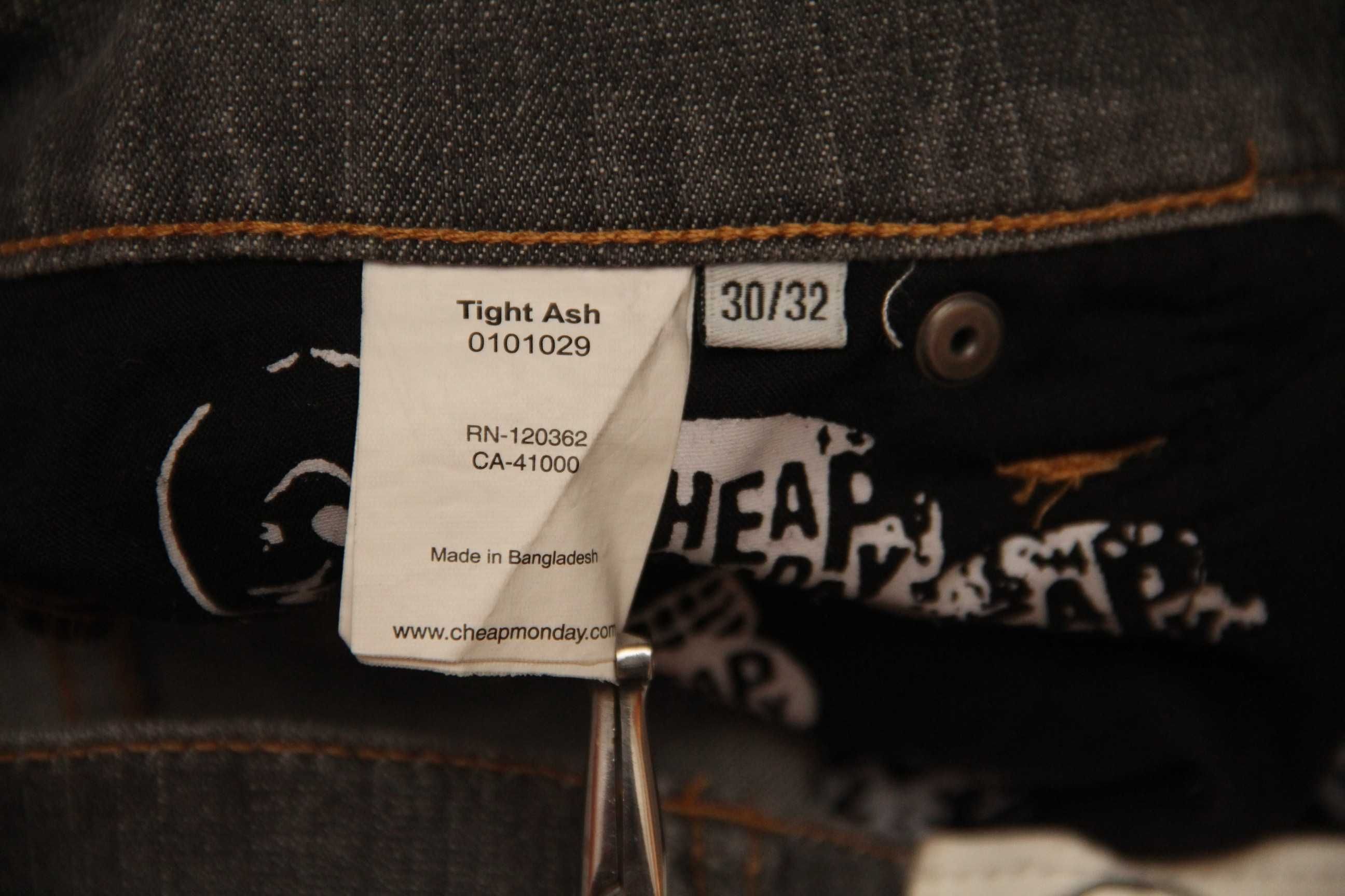 Cheap Monday рр 30 32, узкие джинсы хлопок