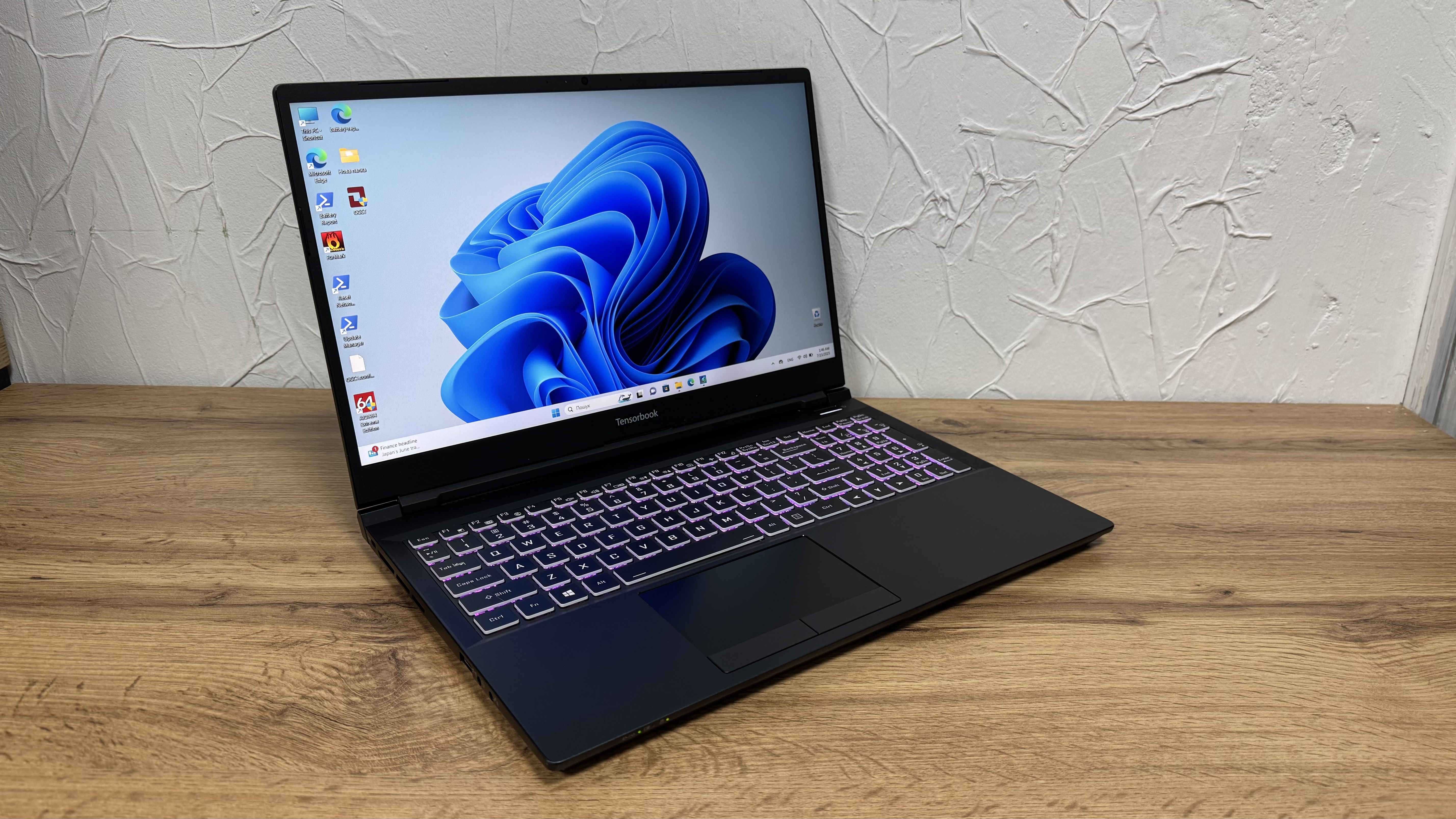 ІГРОВИЙ Lambda Tensorbook – i7-11800H, 32GB RAM, RTX 3080 16GB, 144Гц