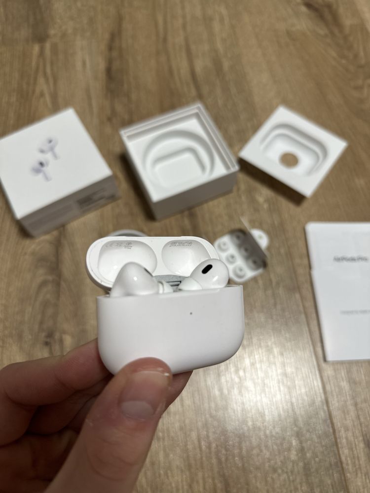 навушники Airpods Pro 2 2023 + apple watch в подарунок