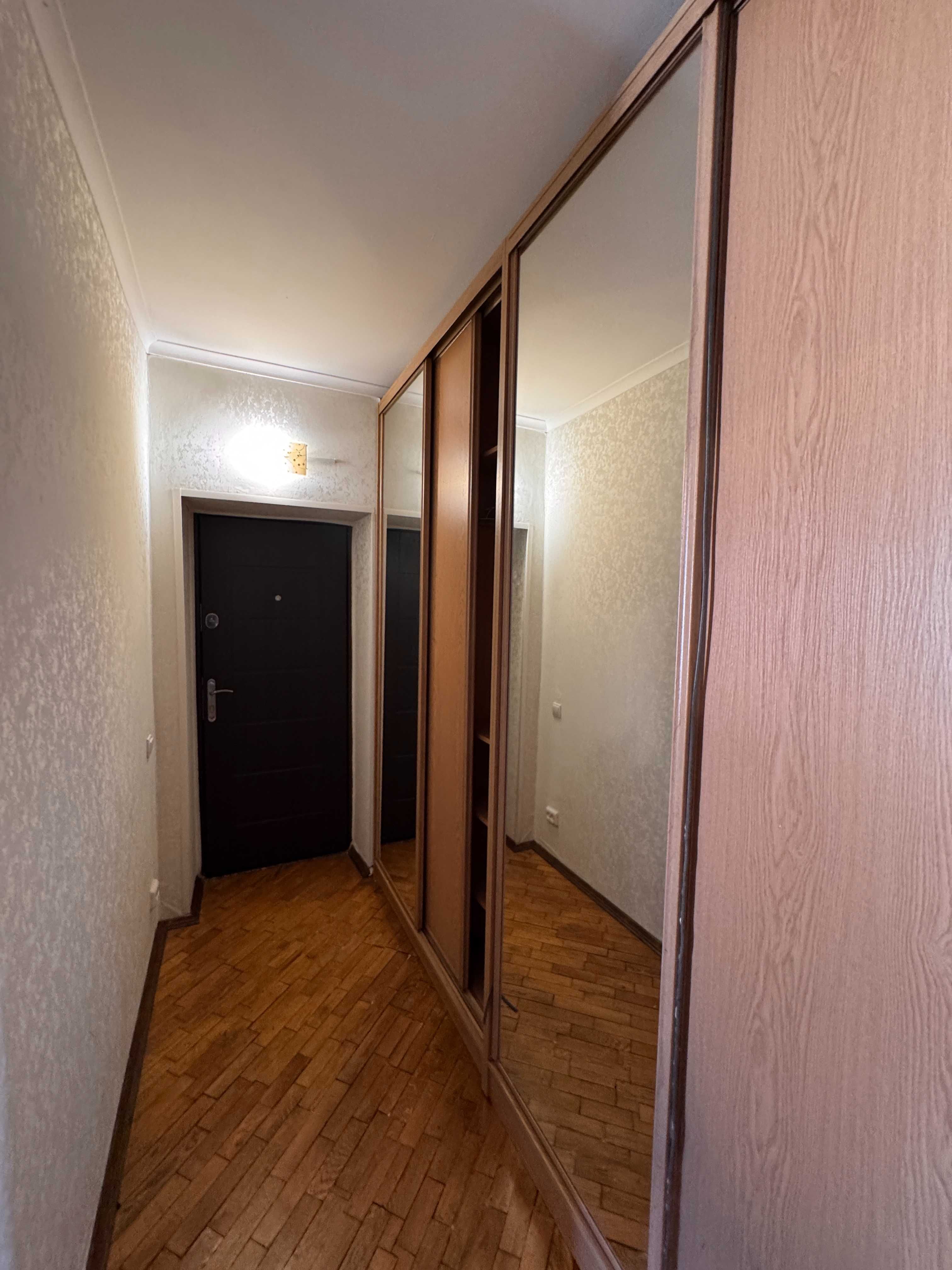 Дворівнева квартира неподалік Бучанського парку