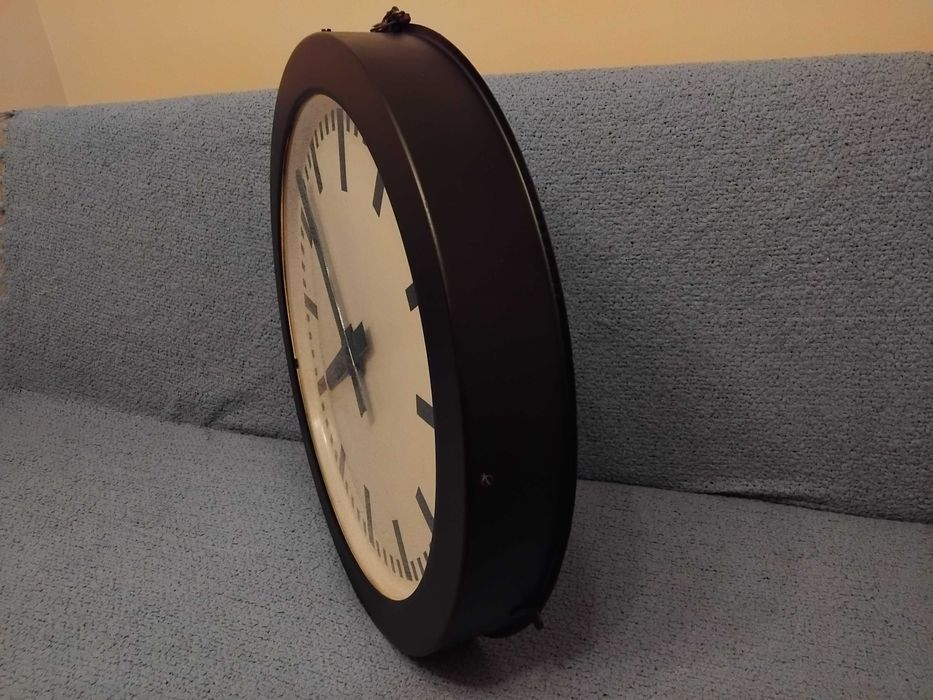 zegar kolejowy dworcowy PKP średnica 60 cm. lata 60/70