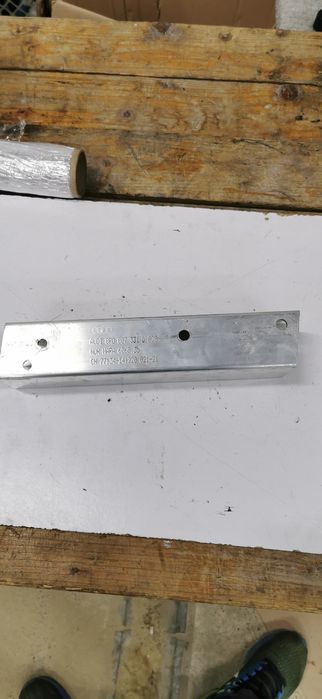 8r0807331d audi q5 8r0 macan кронштейн заднего усилителя бампера левый