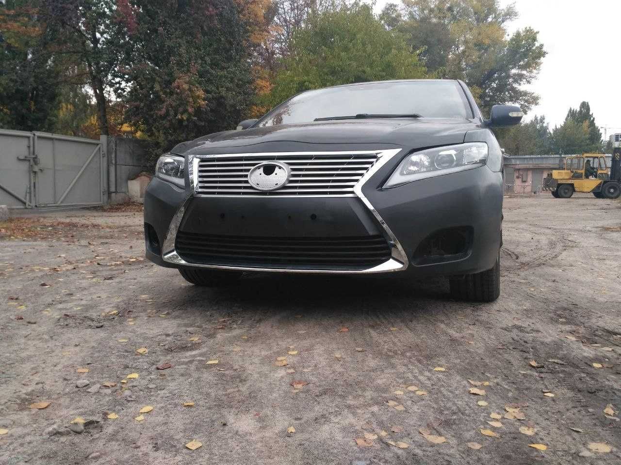 Бампер передній Toyota Camry 40 45 (2006 2011) стиль Lexus