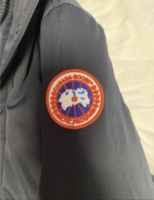 Куртка зимова Canada Goose