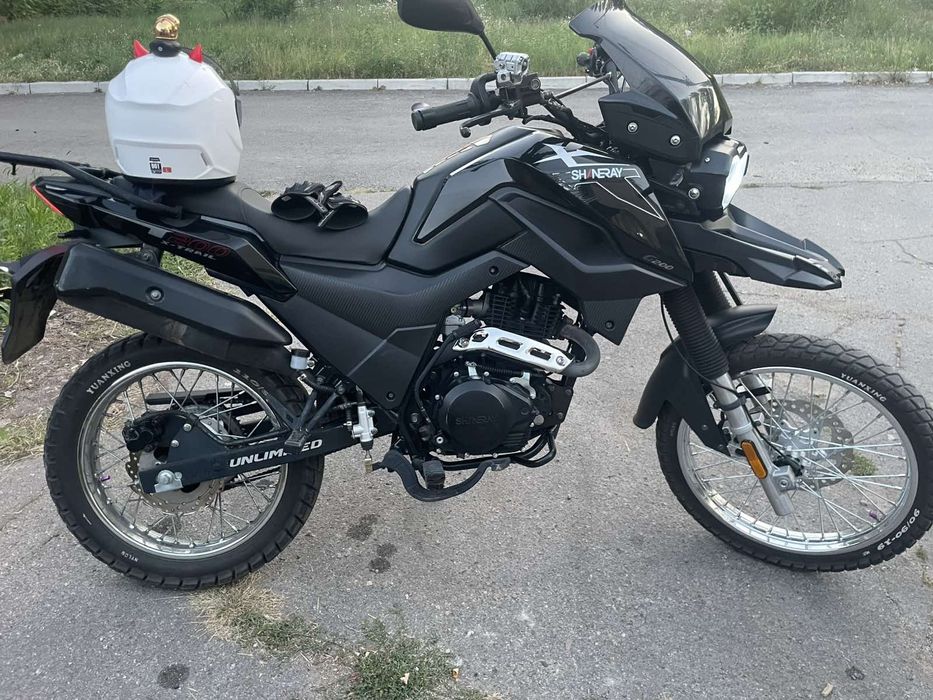 Мотоцикл шинерей 200 кубов