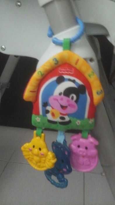 Zawieszka gryzak wesoła Farma Fisher Price