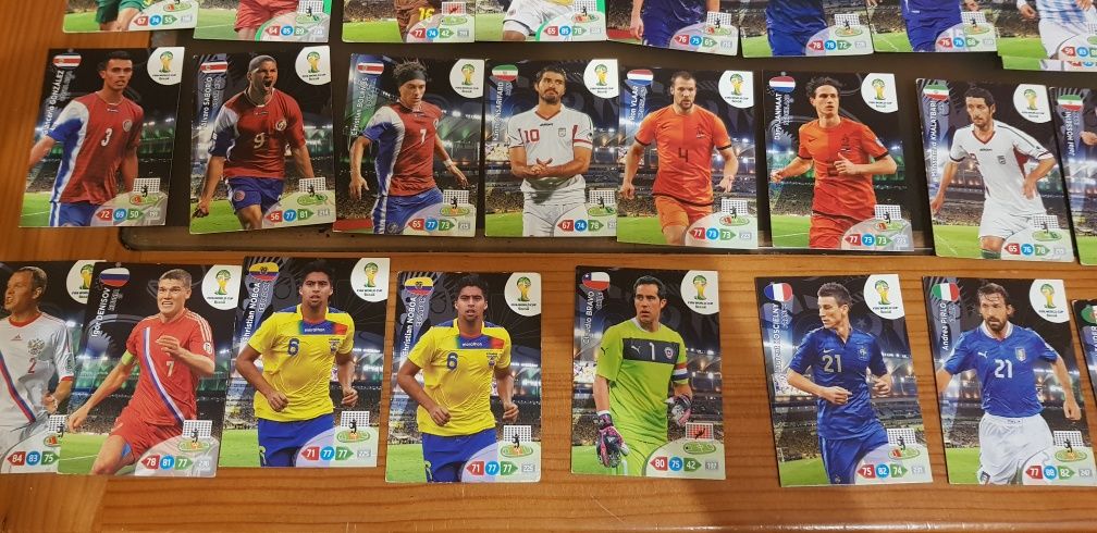 Cartas panini adrenalyn XL fifa Brasil 2014