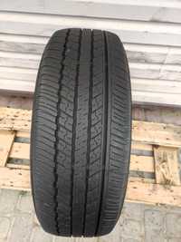 225.60.18 jedna opona Dunlop GrandTrek ST30