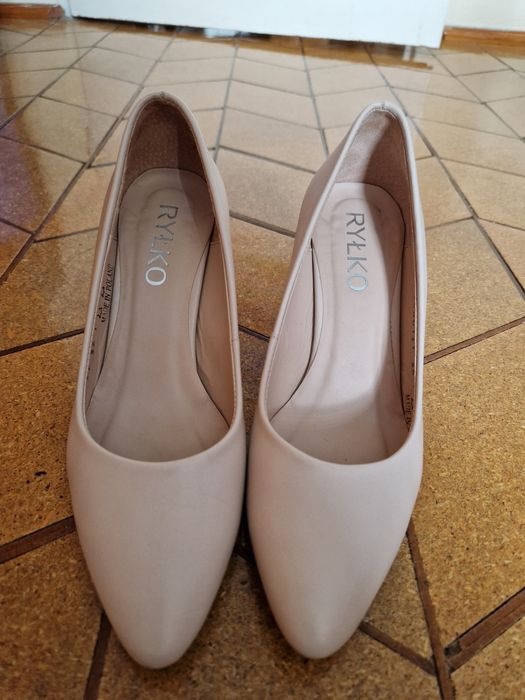 Czółenka eleganckie szpilki Ryłko 36