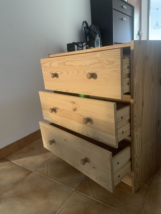 Comodas com gavetas
