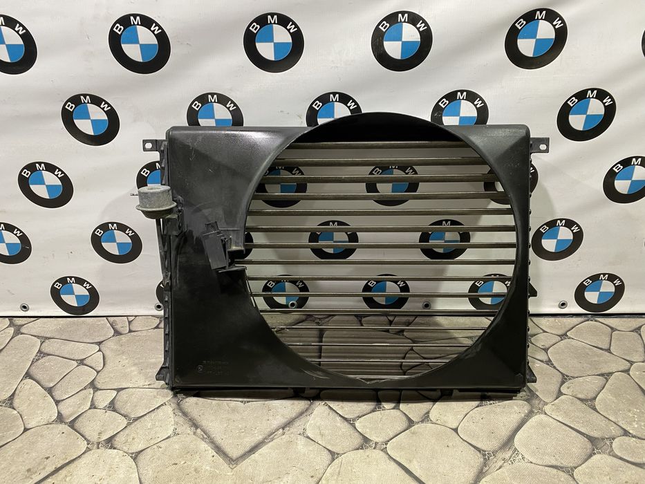 Дифузор радіатора Bmw 7 Seria E38 2.5D M51
