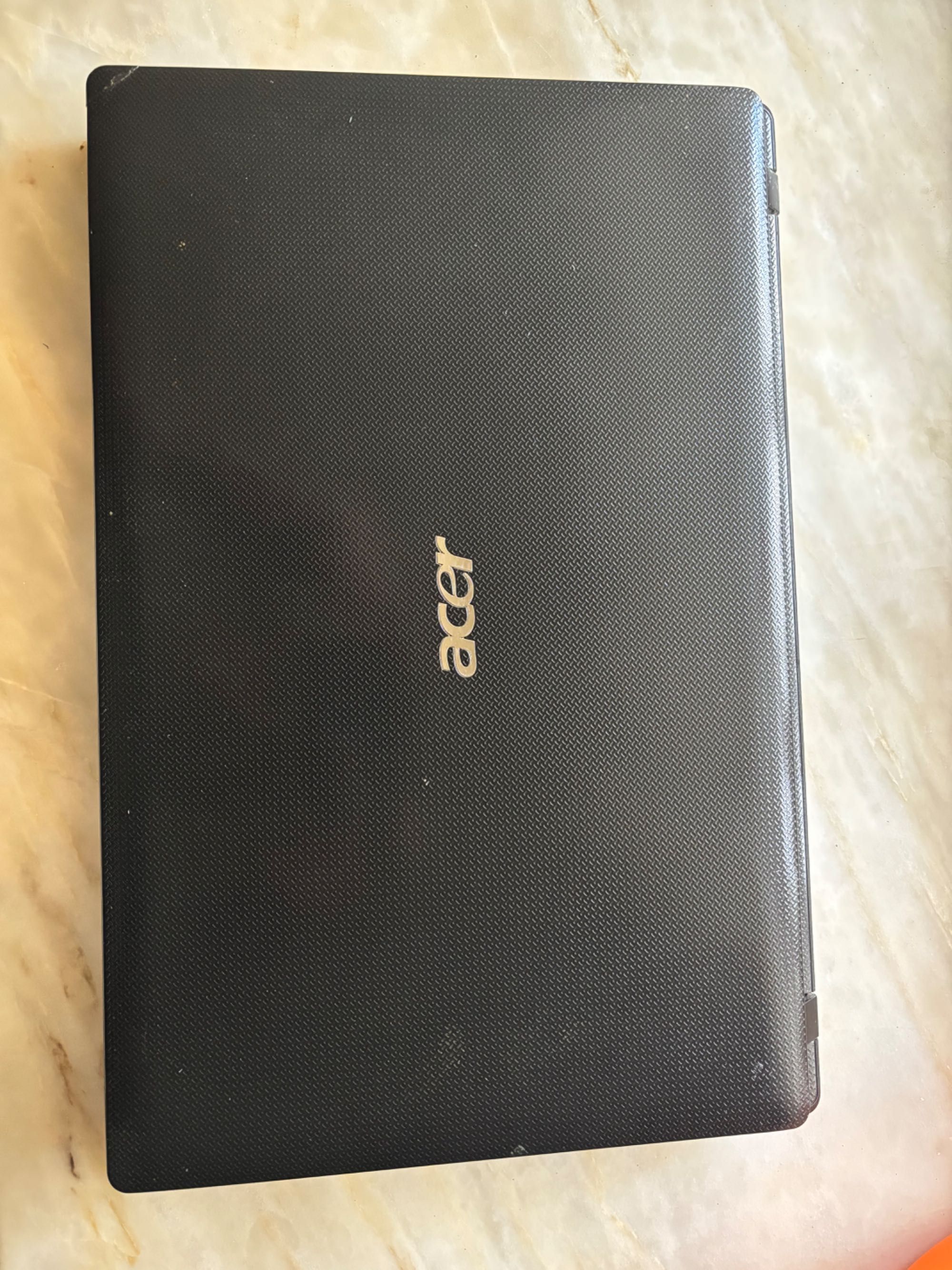 portátil acer aspire 5254 series