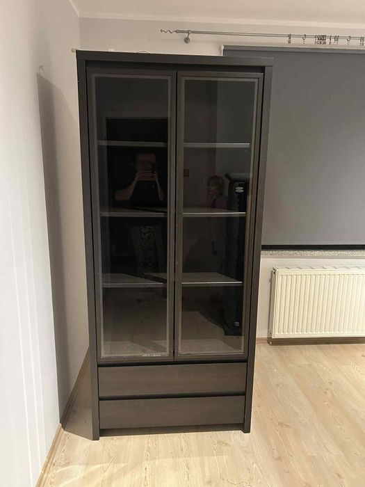 Szafy komoda witryna