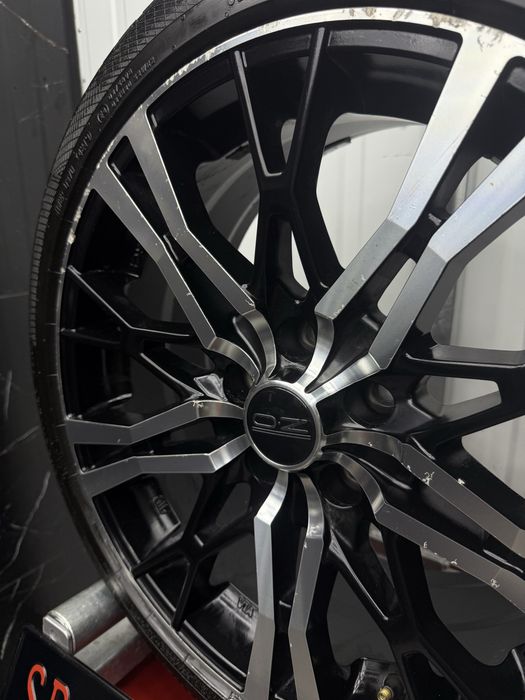 Alufelgi KOMPLET 18 cali 5x112 OZ Racing AUDI VW SKODA A3 A4 A5 Golf