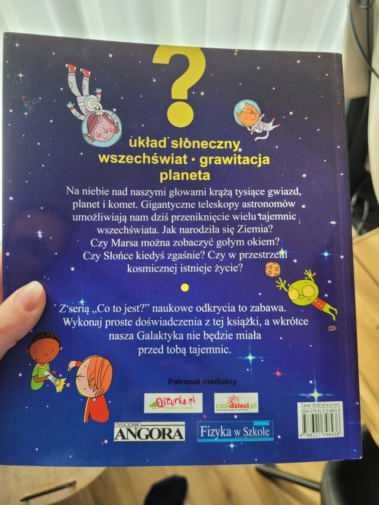 Co to jest uklad słoneczny wszechświat grawitacja planeta