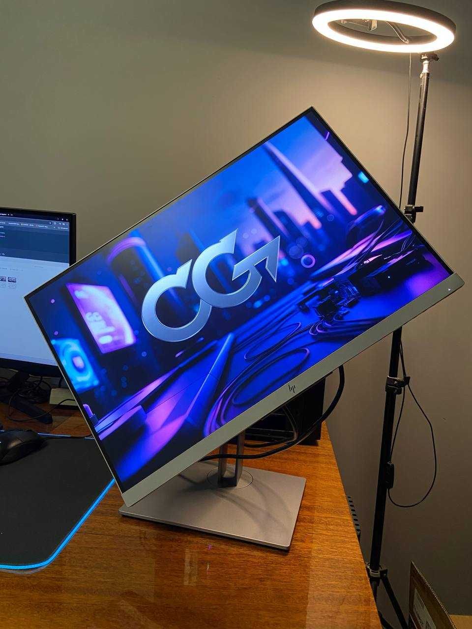 Безрамковий IPS Монітор 24" HP EliteDisplay E243i (Знижка на гурт)