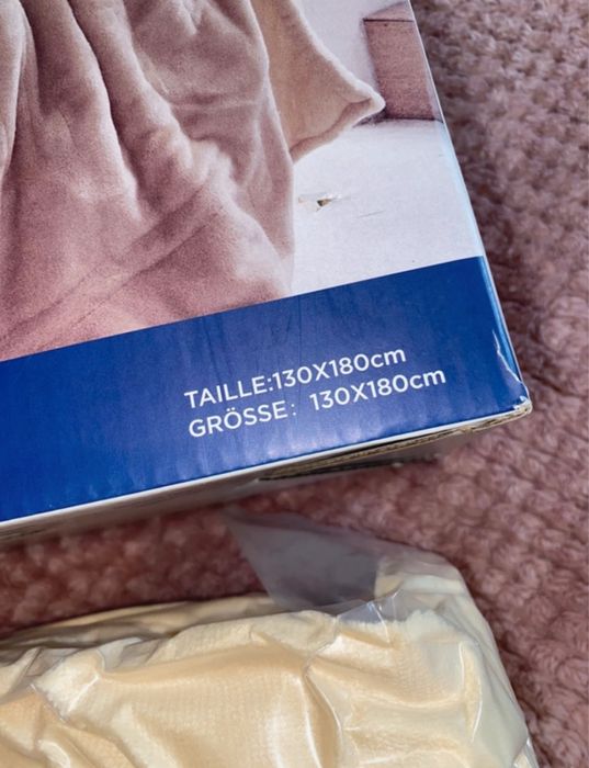 Koc elekteyczny nowy bezowo bialy 130x180cm