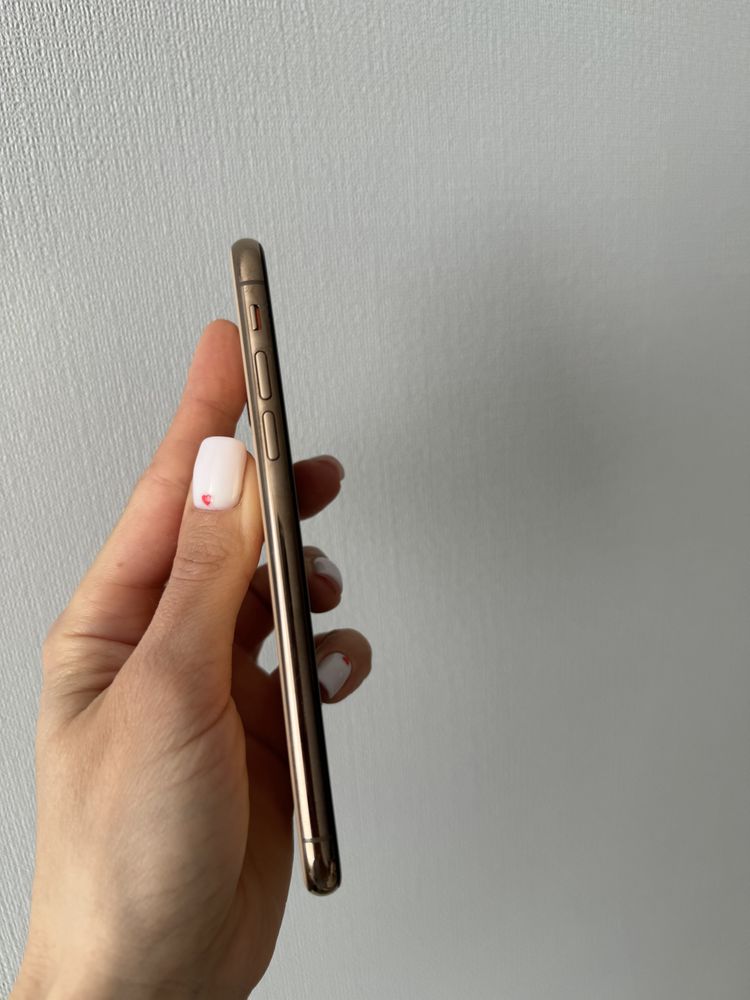 Телефон IPhone XS 64gb Gold Neverlock. Оригінал. Стан ідеальний