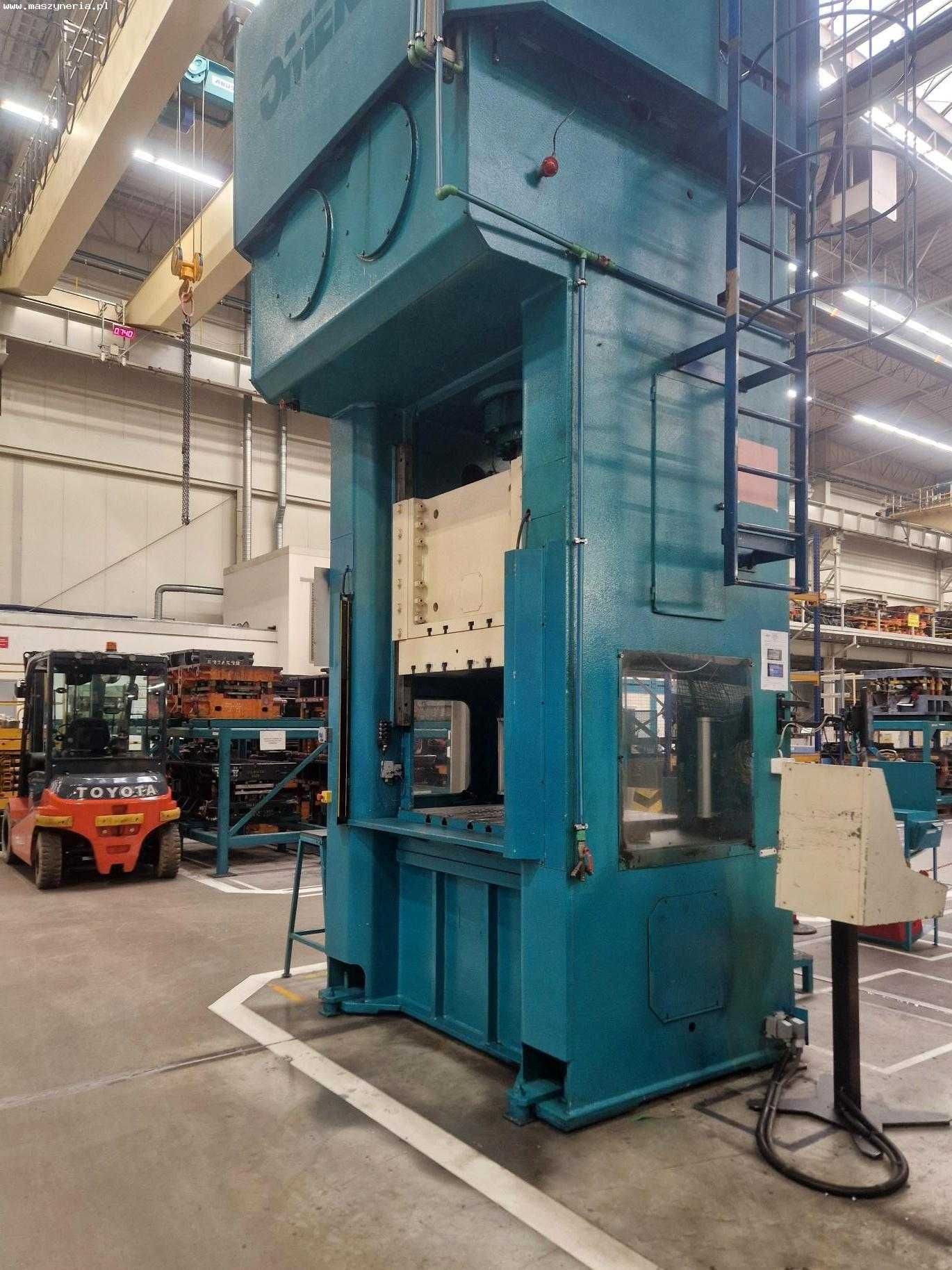 Prasa hydrauliczna OMERA OPI 250 250 T