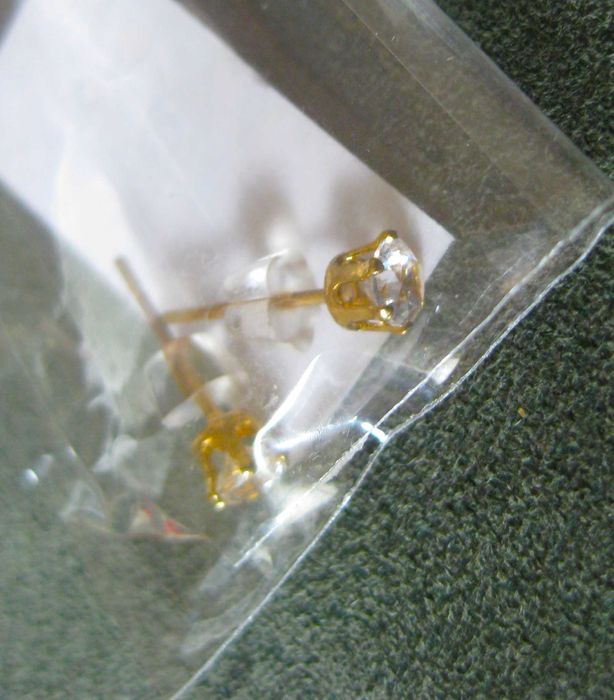 Brincos Aço Dourado c/ Brilhante NOVOc- Saldo
