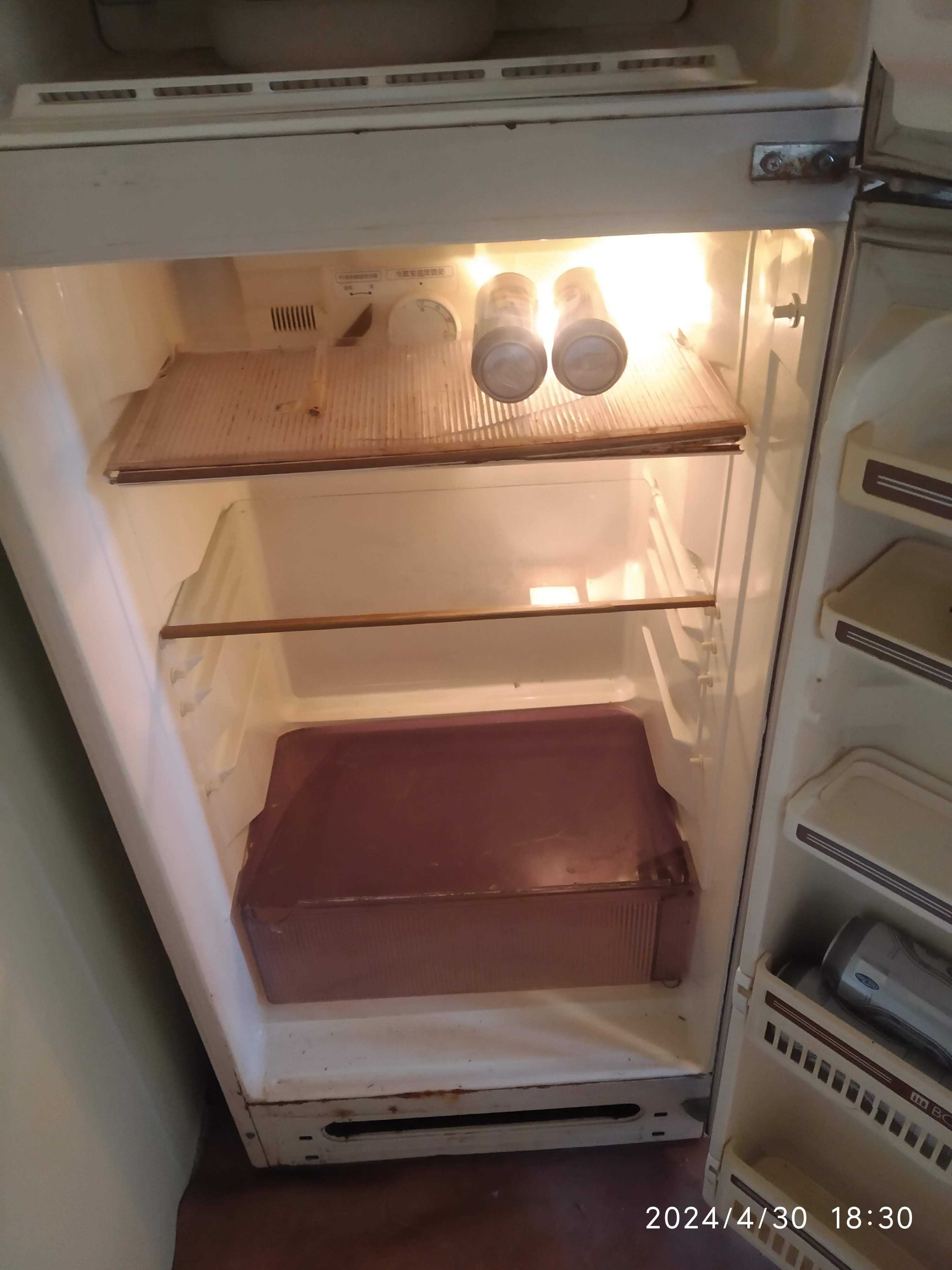 Холодильник ХИТАЧИ японский