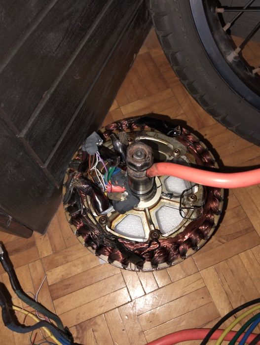Spalony stojan qs205
